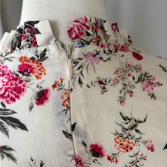 Olivaceous ivory floral long sleeve blouse size small 100% cotton EUC - Picture 7 of 10